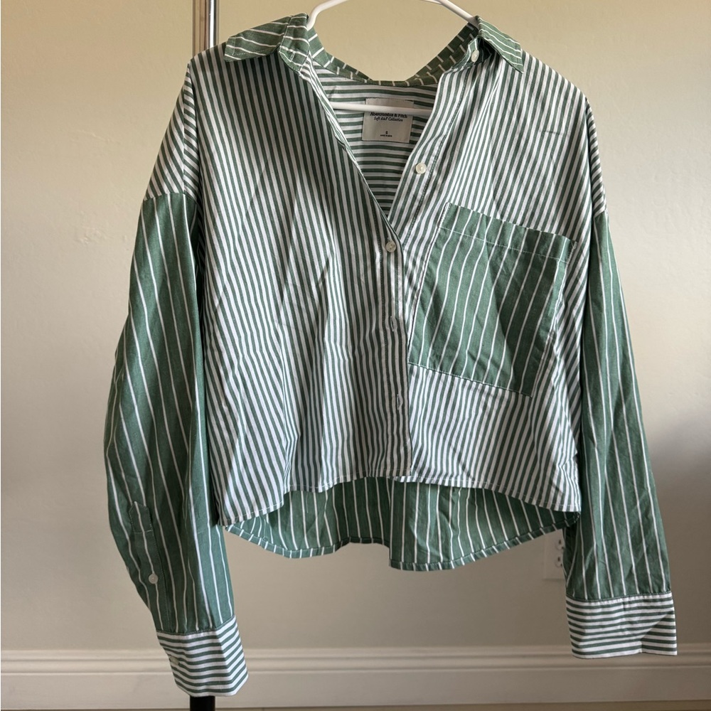 Cropped Button Up